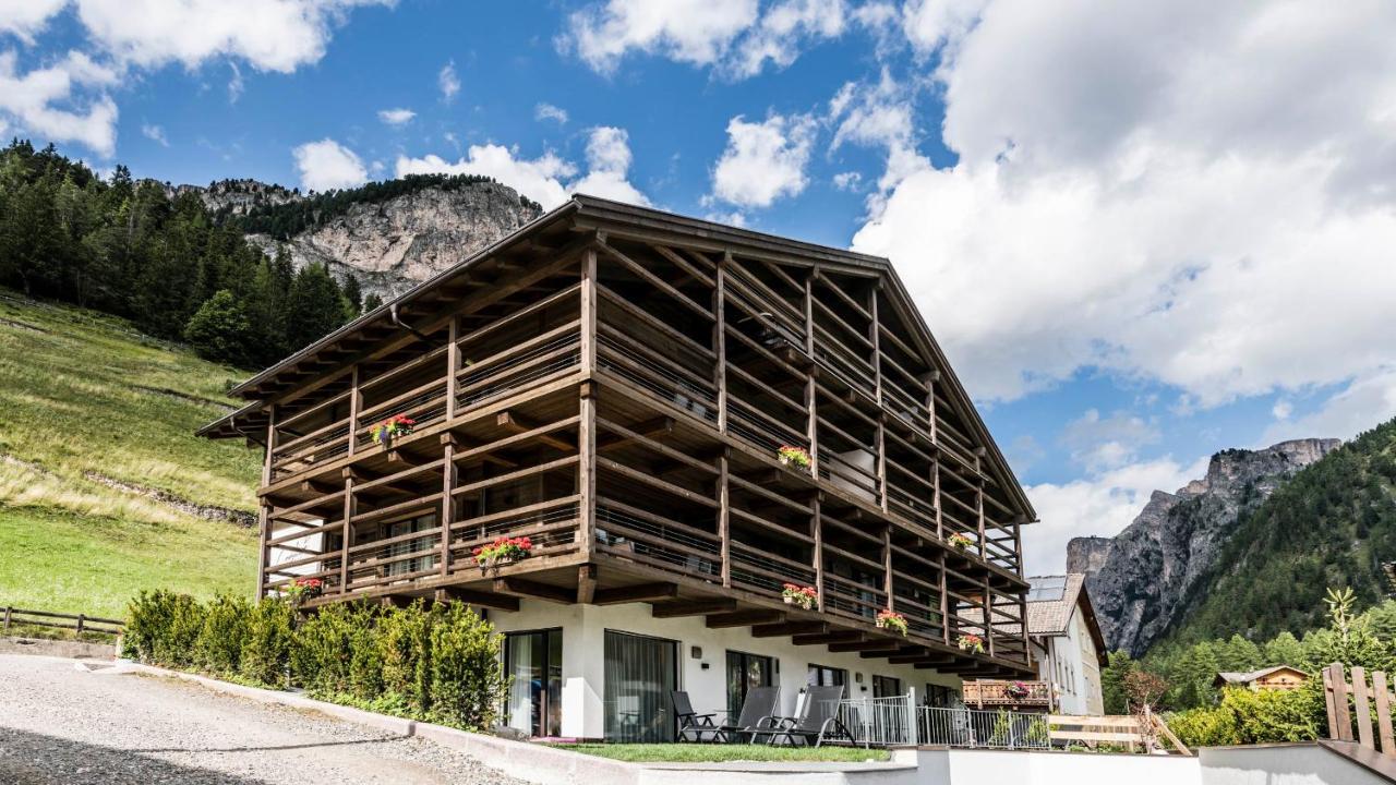 Cadepunt The Dolomites Lodge Selva di Val Gardena Ngoại thất bức ảnh